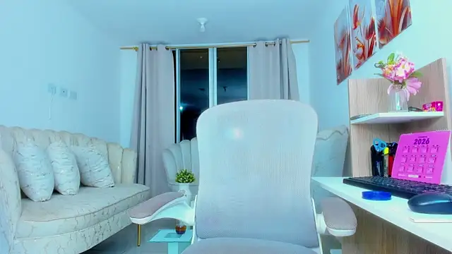 Snapshot of karol_f00x chatting on February 15, 2026, 1:28 am karol f00x online show from February 15, 2026, 1:28 am