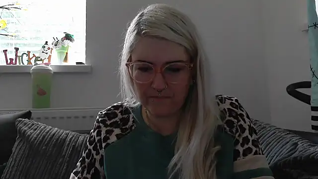 Sizzling Indie36 online show from October 24, 2025, 8:35 am