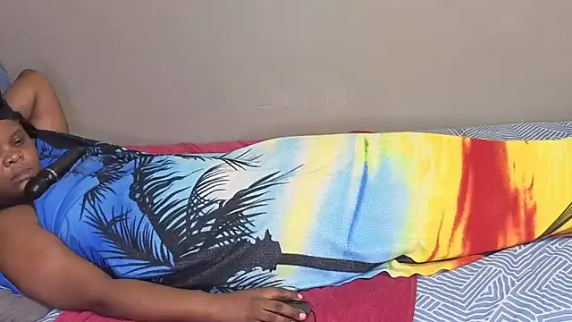 spicybootie online show from December 22, 2025, 6:35 am