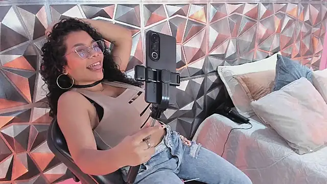 Snapshot of Dayanne_campbelll chatting on March 7, 2026, 5:03 am Dayanne campbelll online show from March 7, 2026, 5:03 am