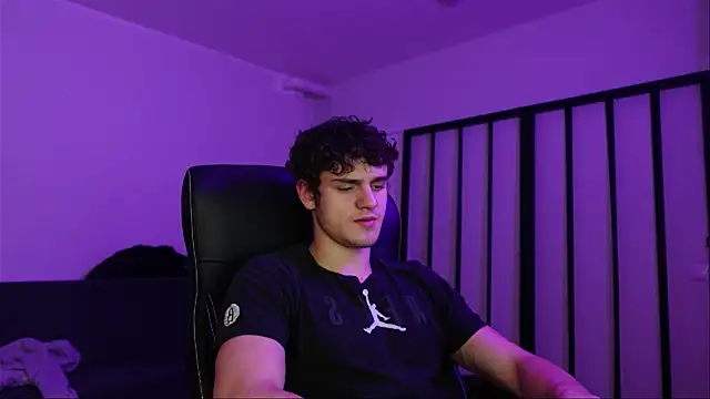 Brad Holloway online show from December 3, 2025, 2:16 pm