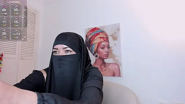 Layla arabelle online show from October 5, 2025, 1:46 pm