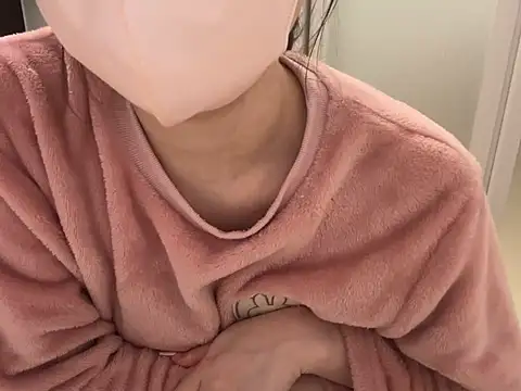 Snapshot of peach_dl chatting on March 16, 2025, 2:22 pm peach dl online show from March 16, 2025, 2:22 pm