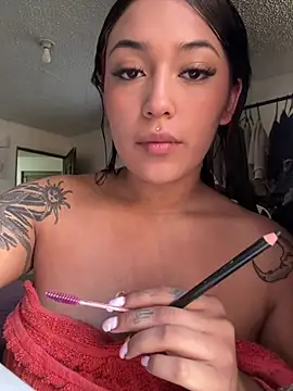 KatianPierce online show from June 23, 2026, 9:35 pm