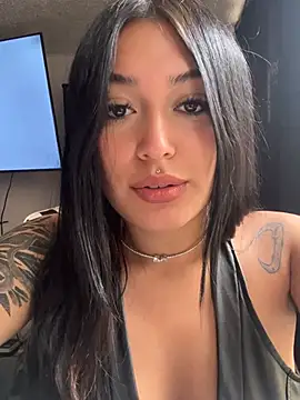 KatianPierce online show from June 5, 2026, 9:31 pm