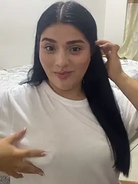 pareja curiosa19 online show from March 23, 2026, 1:28 am