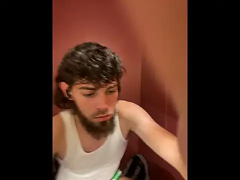 bwcizThrobbing online show from October 24, 2025, 8:24 am