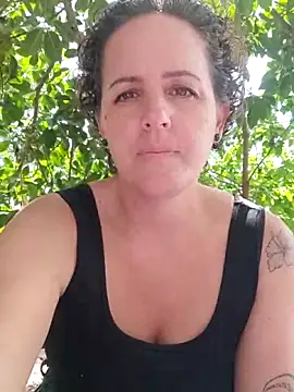 Snapshot of emiliemilf chatting on March 12, 2026, 8:35 pm emiliemilf online show from March 12, 2026, 8:35 pm