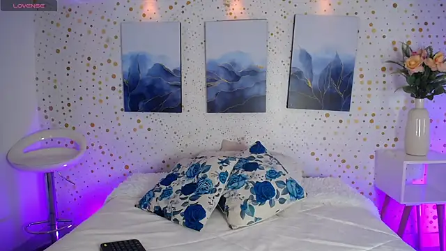 Andy Leex online show from November 19, 2025, 8:09 pm