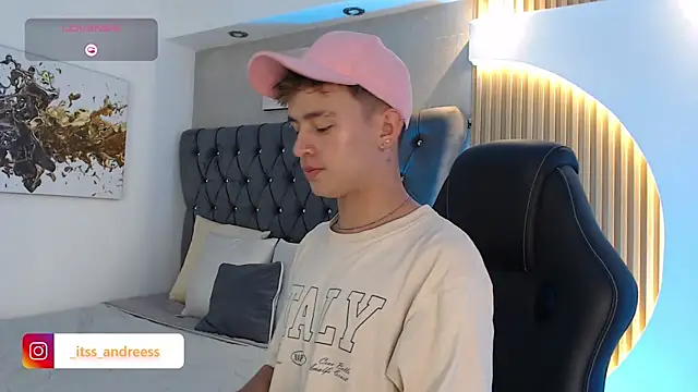 LiamWildx20 online show from July 2, 2026, 4:35 pm
