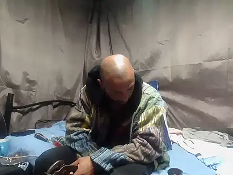 Berrylick online show from April 21, 2026, 5:47 am