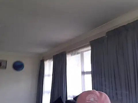 TAIZ69WORLD online show from October 24, 2025, 11:04 pm