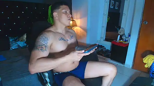 ethan dalton  online show from November 26, 2025, 3:06 am