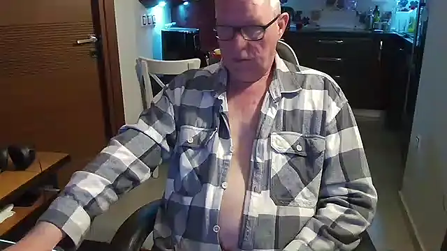 JamesBauer online show from February 25, 2026, 5:07 am