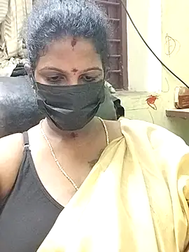 poojaa-rani online show from November 4, 2025, 5:17 pm