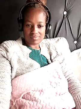 sexylira online show from November 16, 2025, 12:43 pm