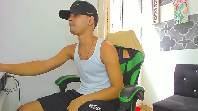 Snapshot of 317894 chatting on March 11, 2026, 3:06 pm 317894 online show from March 11, 2026, 3:06 pm