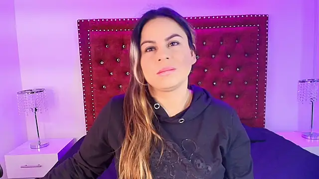 Lia adamsss online show from September 29, 2025, 7:30 pm