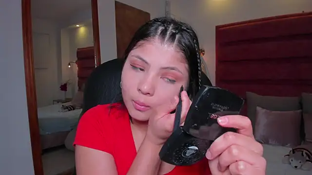 abby roux online show from October 25, 2025, 3:28 am