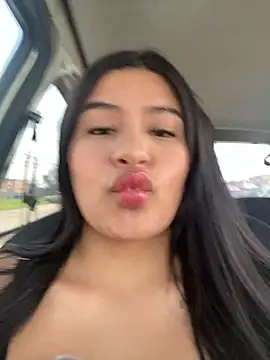 Snapshot of andrea_gomes_ chatting on March 22, 2026, 6:09 pm andrea gomes online show from March 22, 2026, 6:09 pm