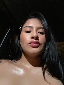 Snapshot of andrea_gomes_ chatting on October 23, 2025, 8:46 am andrea gomes online show from October 23, 2025, 8:46 am