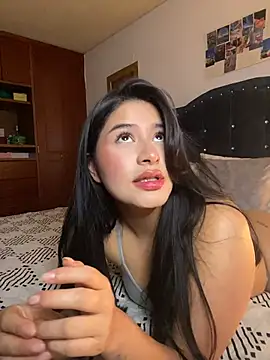 Snapshot of andrea_gomes_ chatting on March 26, 2026, 8:23 am andrea gomes online show from March 26, 2026, 8:23 am