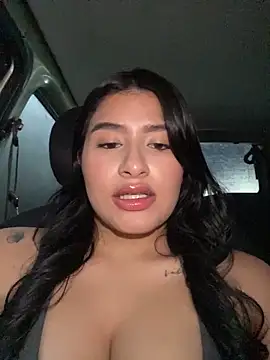 Snapshot of andrea_gomes_ chatting on March 18, 2026, 11:24 am andrea gomes online show from March 18, 2026, 11:24 am