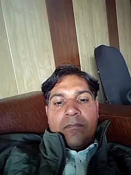 johnny8731 online show from November 23, 2025, 8:35 am