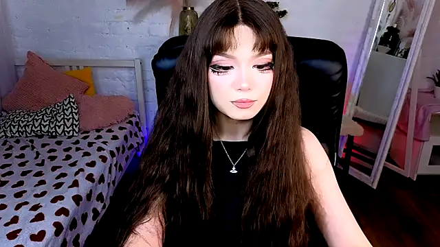 maddymystie online show from July 25, 2026, 2:45 pm