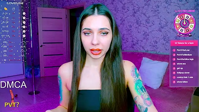 vinkiepinkie online show from February 19, 2026, 6:05 pm