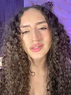peachandtyron  online show from July 7, 2026, 6:47 am