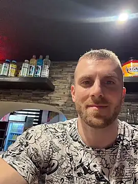 Snapshot of trainwithme chatting on March 17, 2026, 12:19 pm trainwithme online show from March 17, 2026, 12:19 pm