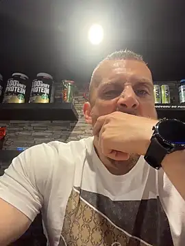 trainwithme online show from May 21, 2026, 5:49 am