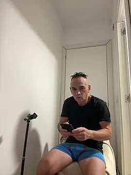 mateocali25 online show from July 13, 2026, 3:11 pm