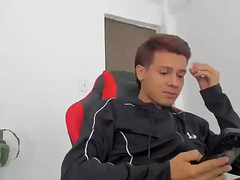 Snapshot of abel_bigcok chatting on January 8, 2026, 8:15 pm abel bigcok online show from January 8, 2026, 8:15 pm