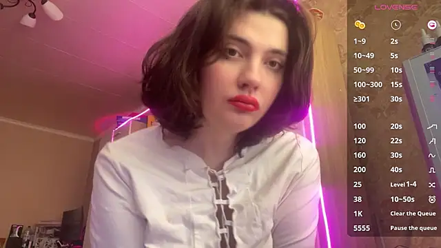 camgirl xxx online show from May 5, 2026, 3:42 am