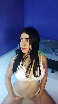 marina huerta03 online show from December 3, 2025, 7:13 pm