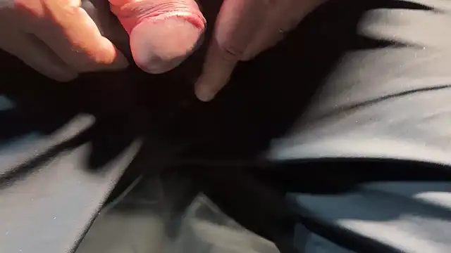 Max 965 online show from December 13, 2025, 9:21 pm