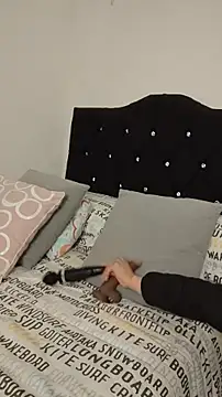 Elowyn online show from November 23, 2025, 2:21 am