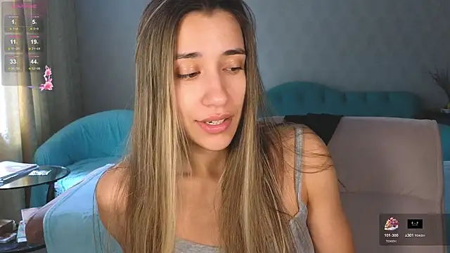 hot ass 18 online show from May 6, 2026, 3:21 am