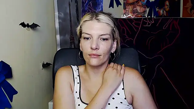VanessaRey  online show from July 20, 2026, 6:43 am