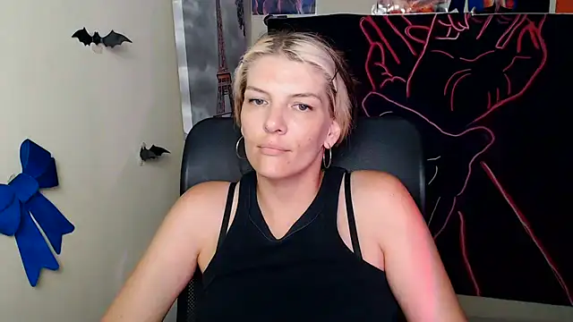 VanessaRey  online show from July 20, 2026, 10:39 am