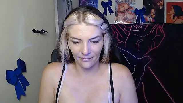 VanessaRey  online show from July 24, 2026, 4:58 pm