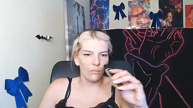VanessaRey  online show from August 3, 2026, 6:54 am