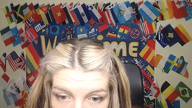 VanessaRey  online show from June 10, 2026, 6:47 am