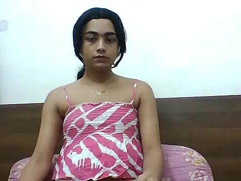 lilysstone12 online show from June 4, 2026, 6:56 pm