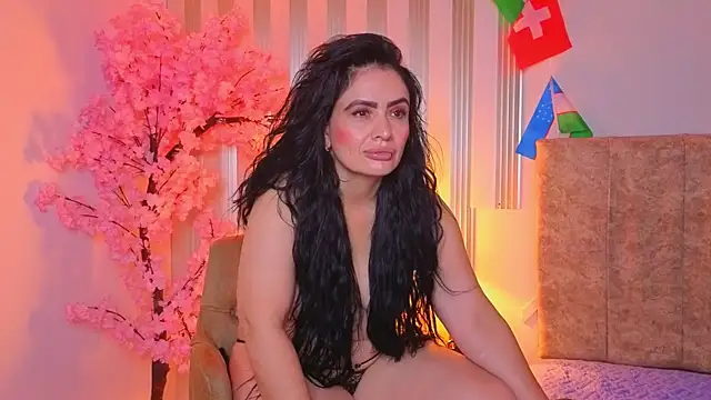 angelinarouse  online show from July 10, 2026, 8:25 am