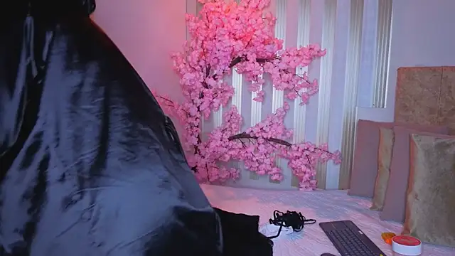 angelinarouse  online show from June 7, 2026, 4:28 am