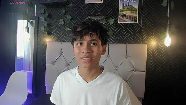 Ethan Westt online show from May 18, 2026, 9:41 pm