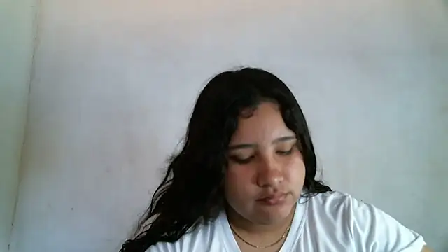 Snapshot of Valeria_Tiffany chatting on September 16, 2025, 5:03 pm Valeria Tiffany online show from September 16, 2025, 5:03 pm